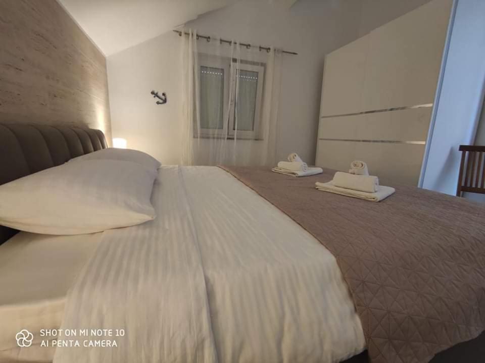 Apartments Zelic ザダル エクステリア 写真